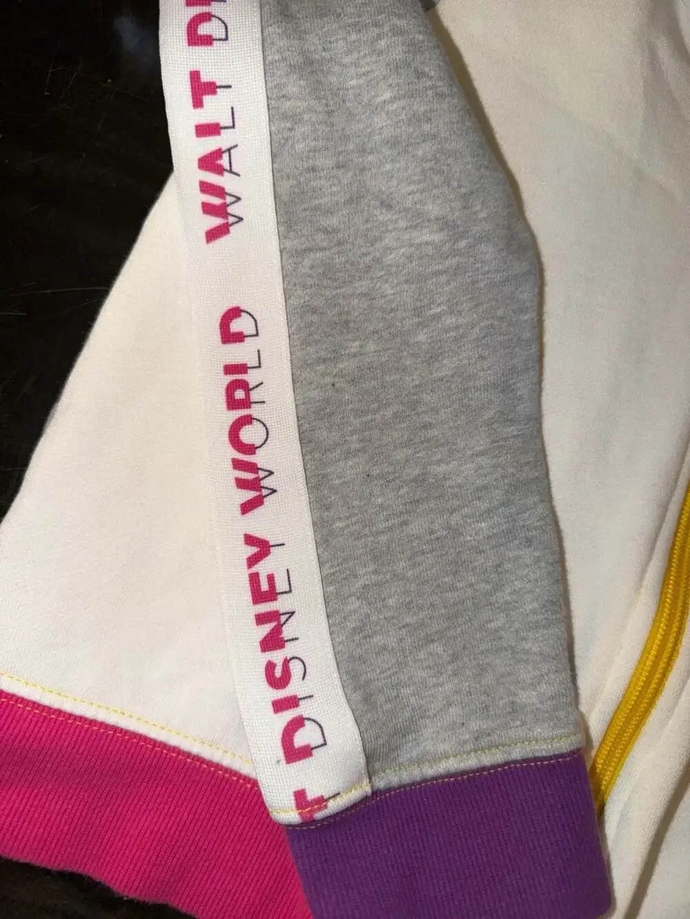Walt Disney World 2021 Minnie Mouse Zip Hoodie Jacket Girls Large 10/12